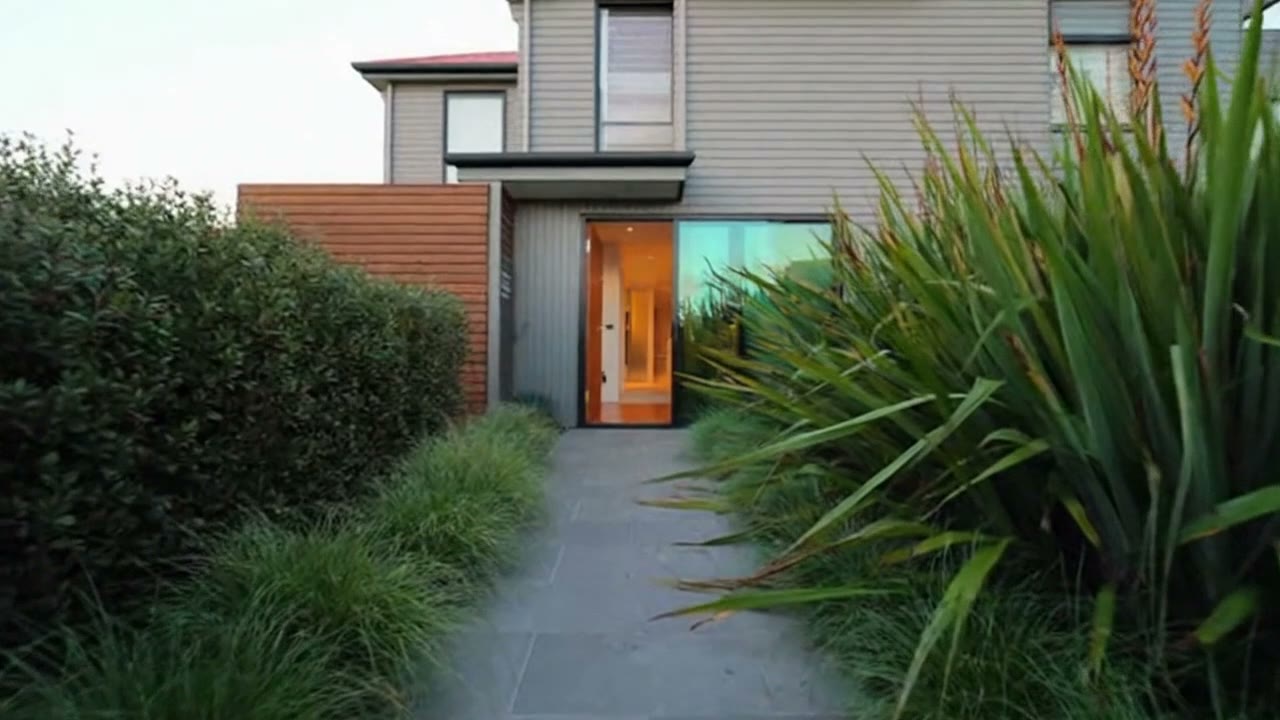 What is bridging finance in NZ? — realistic NZ property scene