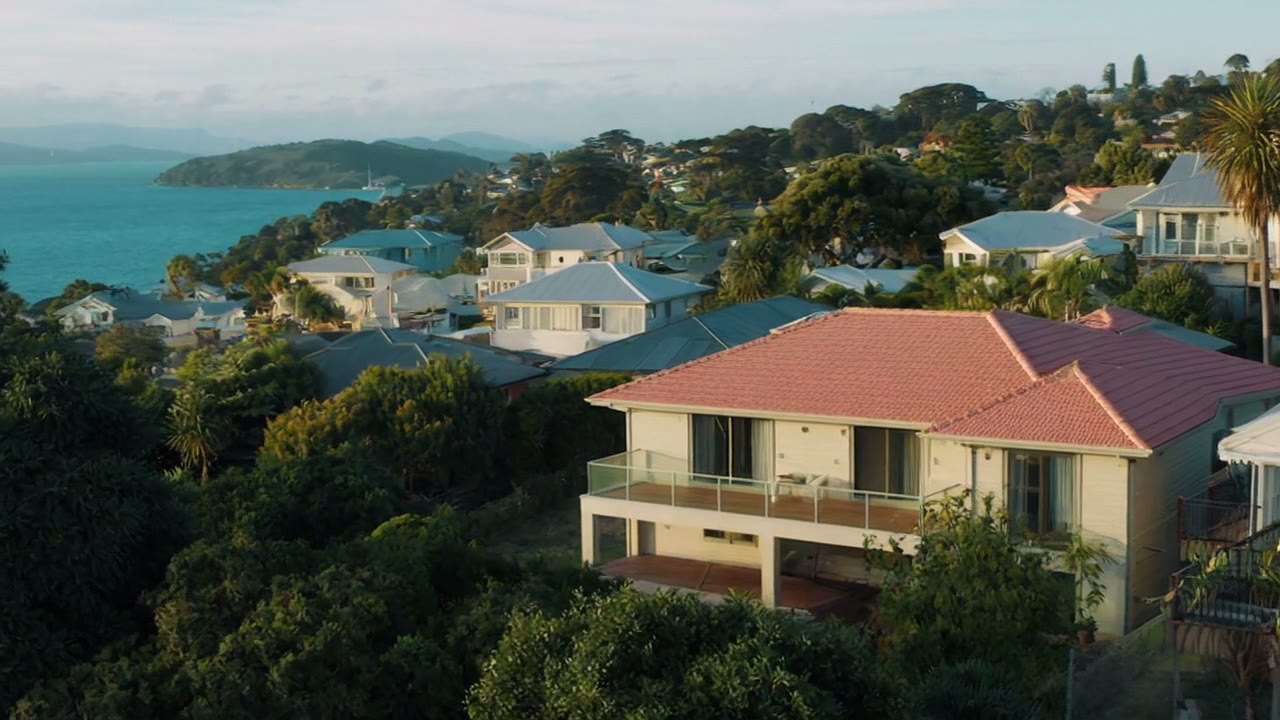 Important: please read this disclaimer — realistic NZ property scene