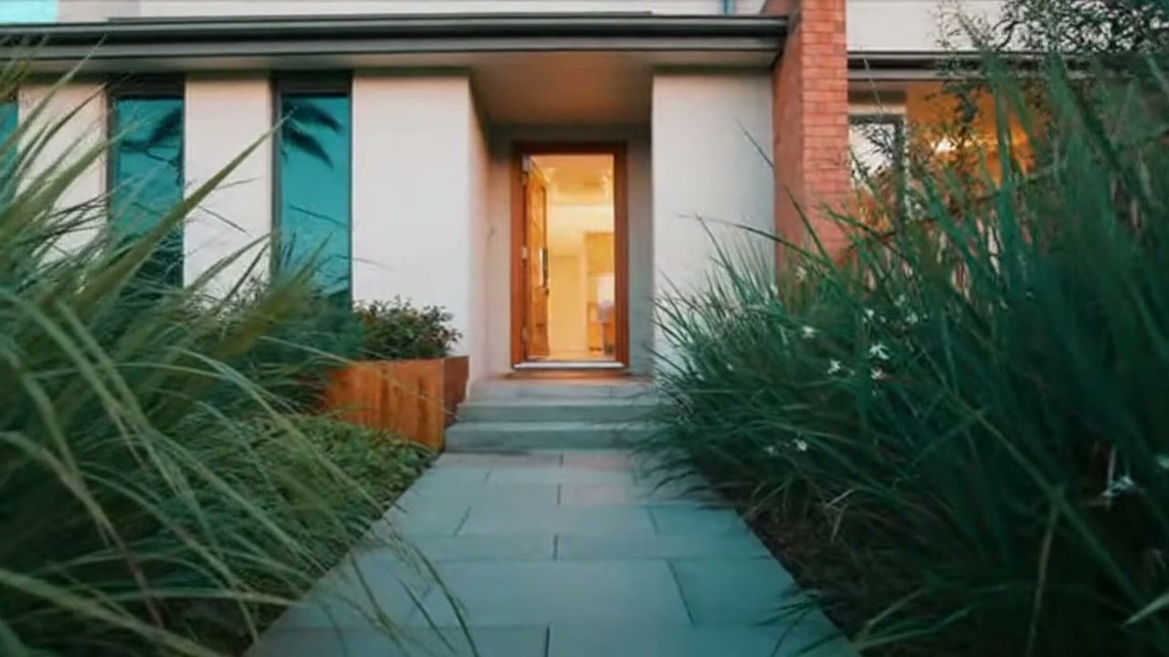 KiwiSaver, grants and your first-home deposit — realistic NZ property scene