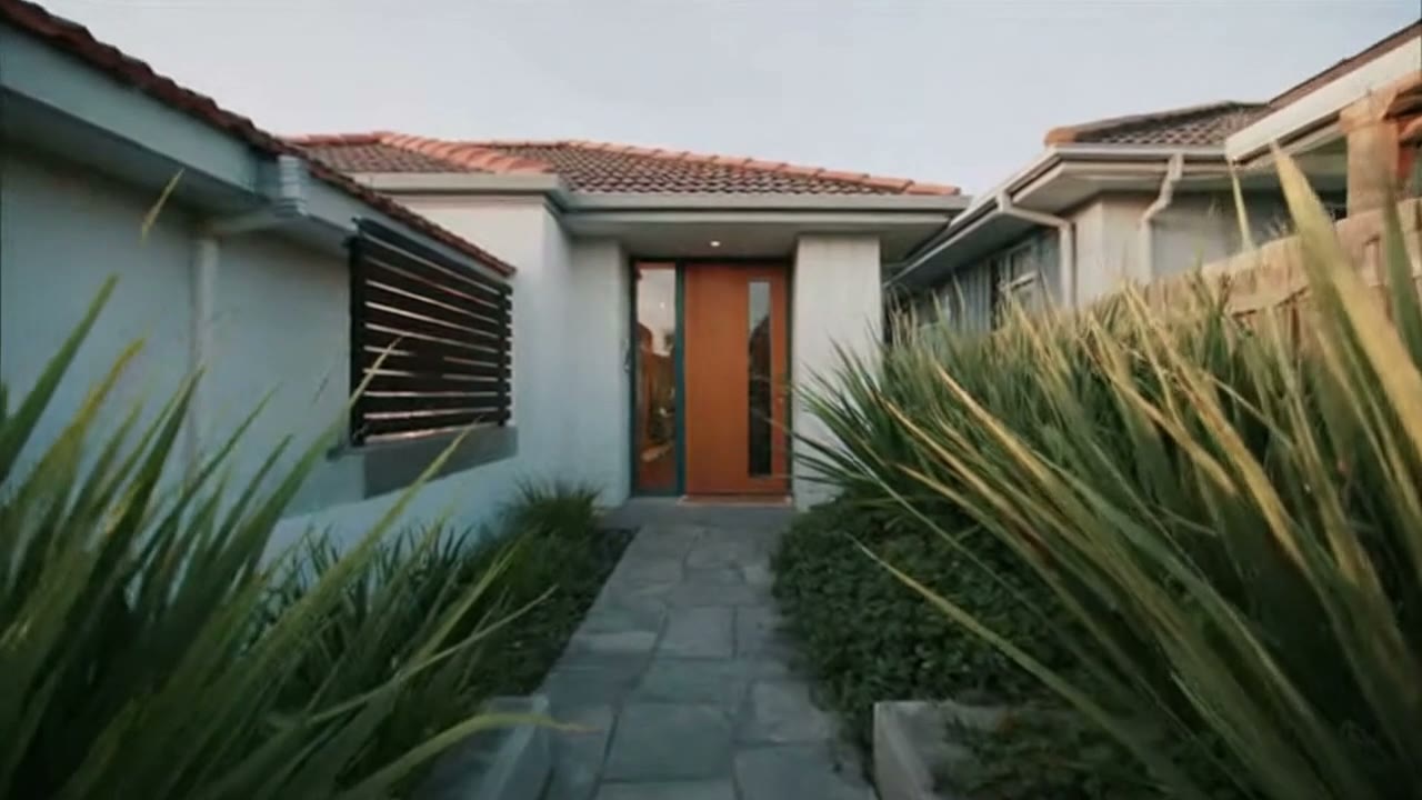 What happens on settlement day in NZ? — realistic NZ property scene
